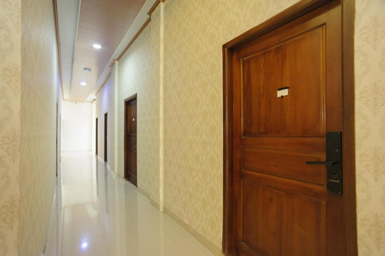 Urbanview Hotel Jib Bandar Lampung By Reddoorz Exterior photo